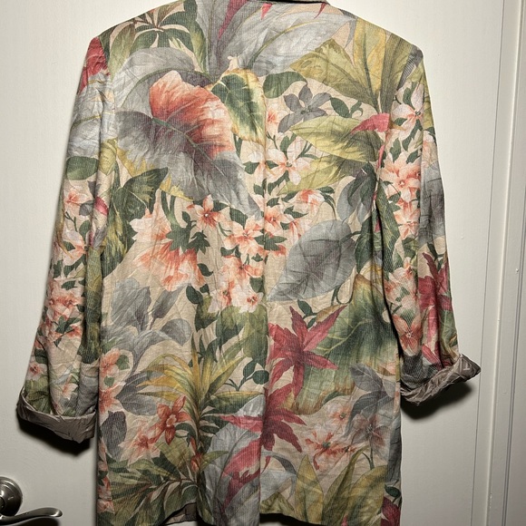 Urban Renewal Blazer - Picture 2 of 3